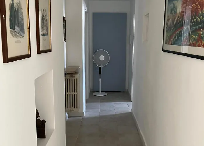 La Loggia Di *
